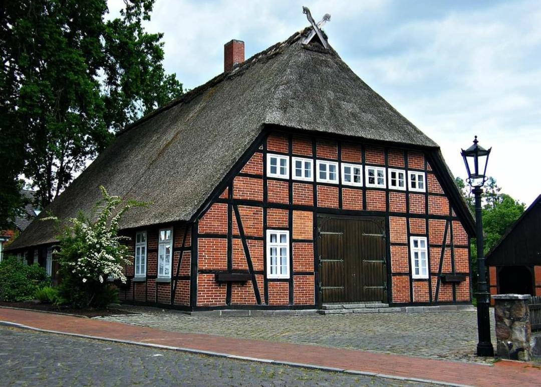 Hotel Kaiserhof Munster im Heidekreis Buitenkant foto